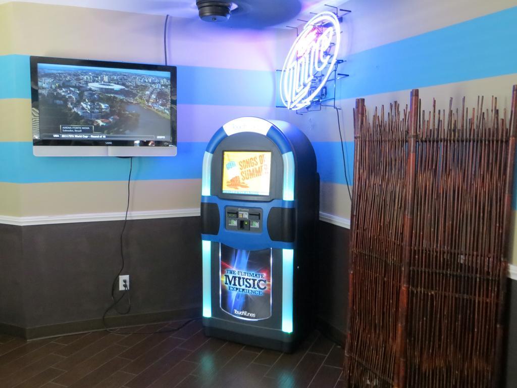 Oasis Boutique Motel Боулдър Сити Екстериор снимка