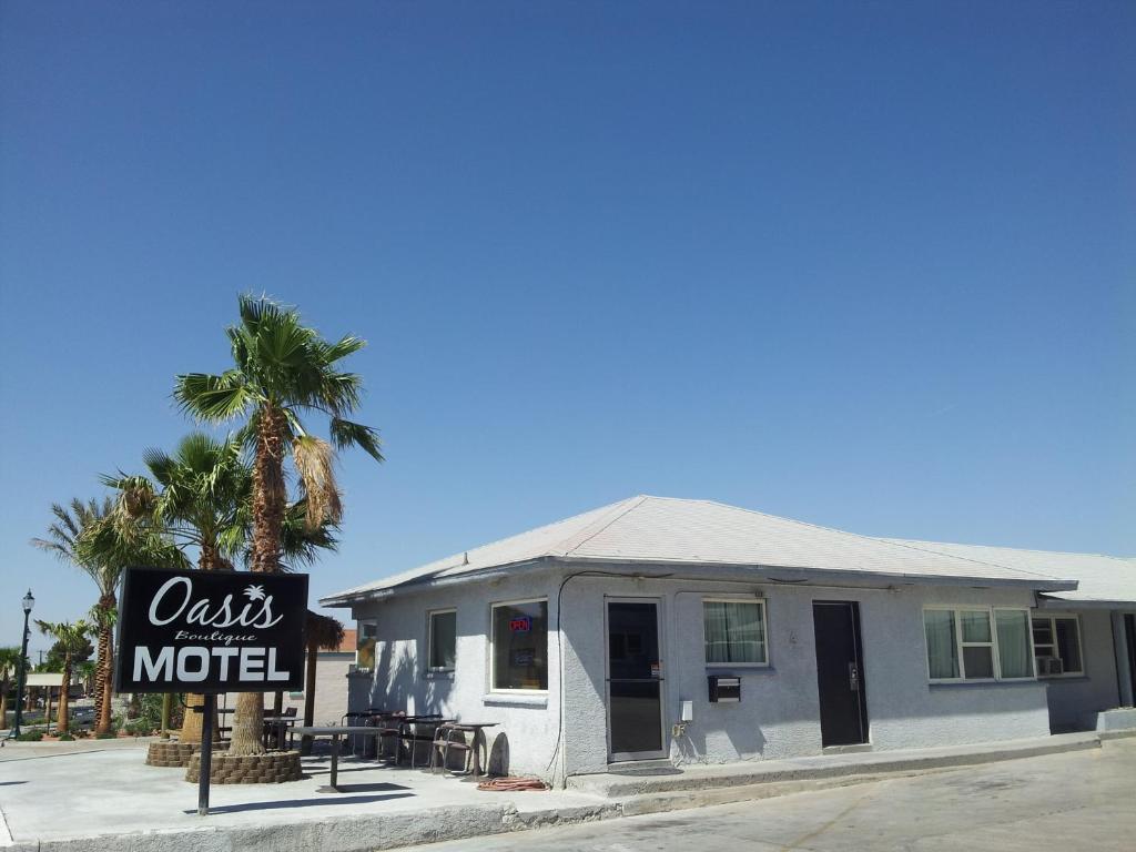 Oasis Boutique Motel Боулдър Сити Екстериор снимка
